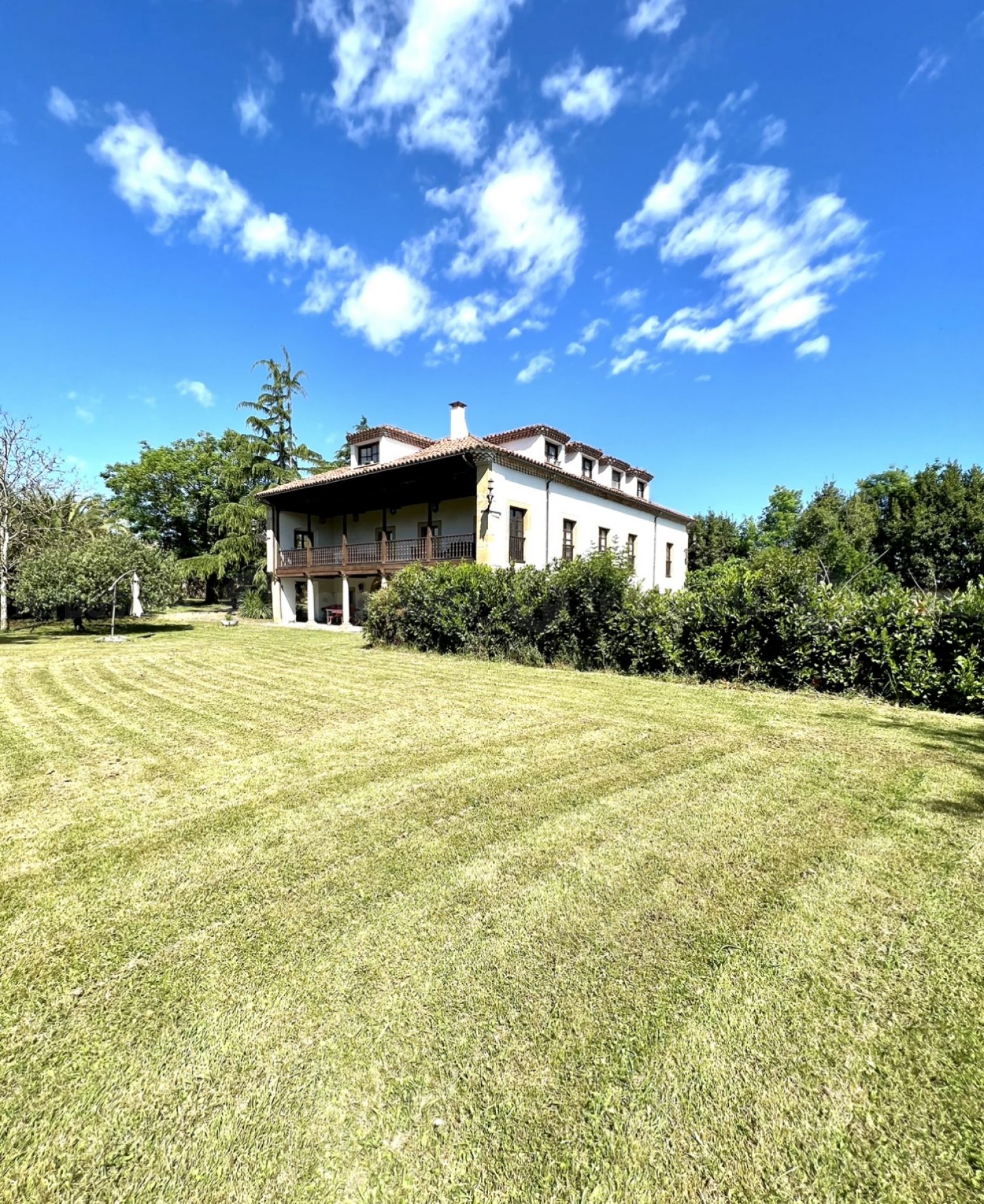 Vista exterior de Casa o chalet en venta en Gijón  con Calefacción, Jardín privado y Parquet