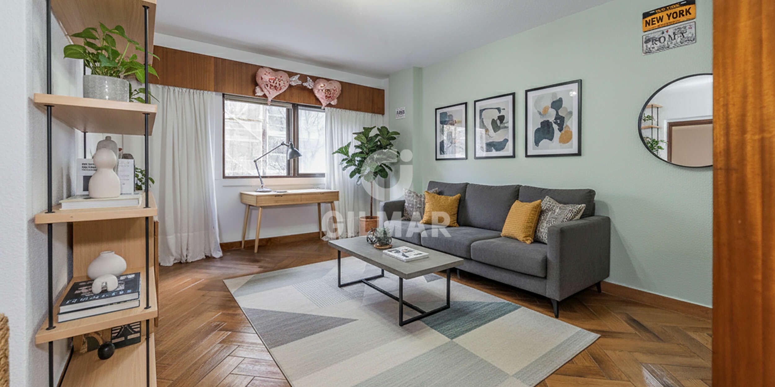 Living room of Apartment for sale in  Madrid Capital  with Heating and Furnished