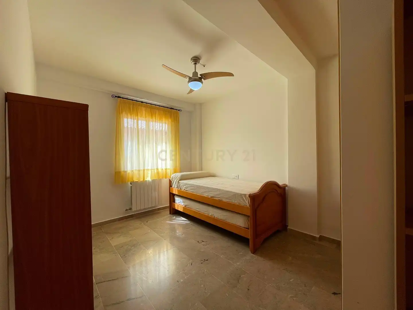 Bedroom of Houses for rent in Armilla  with Air Conditioner and Washing machine