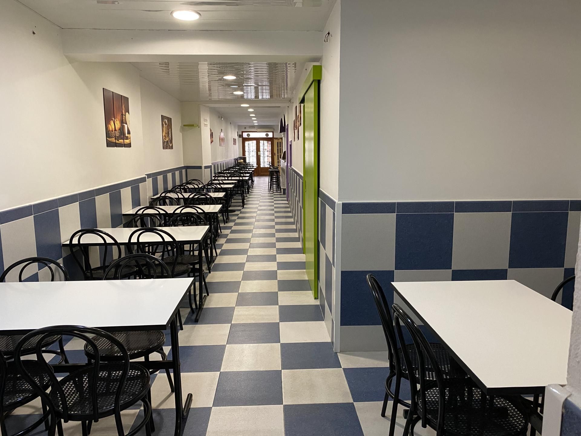 Local de alquiler en de les Hortes, Nucli Urbà