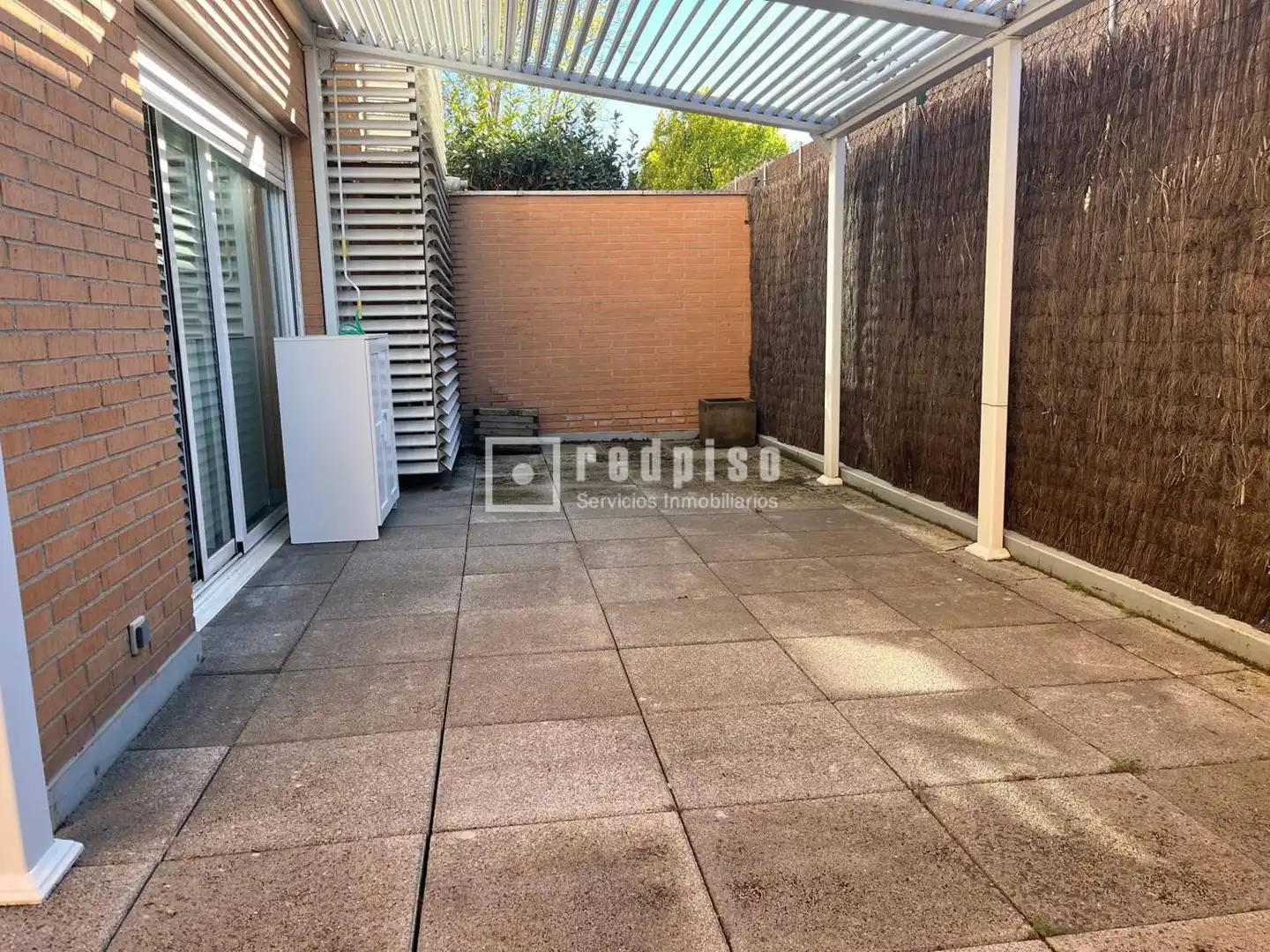 Terrassa de Pis de lloguer en Pozuelo de Alarcón amb Aire condicionat, Calefacció i Jardí privat