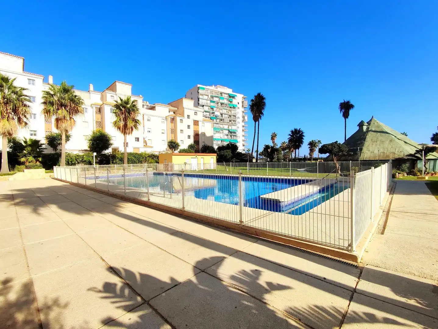 Habitatge amb piscina en venda a Avenida MANUEL MENA PALMA