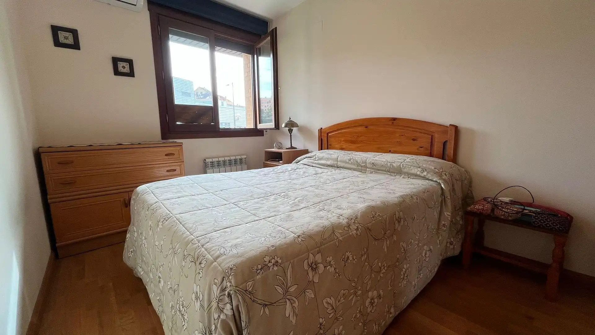 Habitación de Piso en venta en Barbastro con Calefacción y Terraza