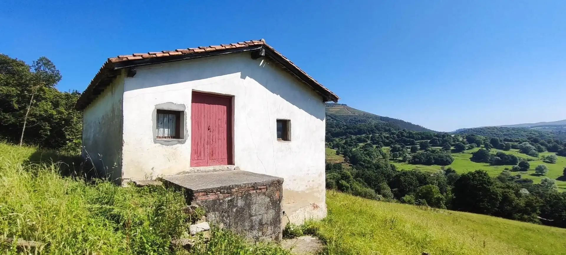 Vista exterior de Casa o chalet en venta en Villafufre con Jardín privado