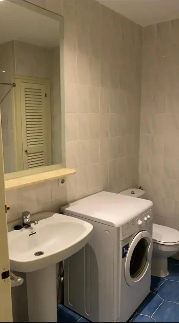 Bany de Pis en venda en Alaior amb Jardí privat, Piscina i Moblat
