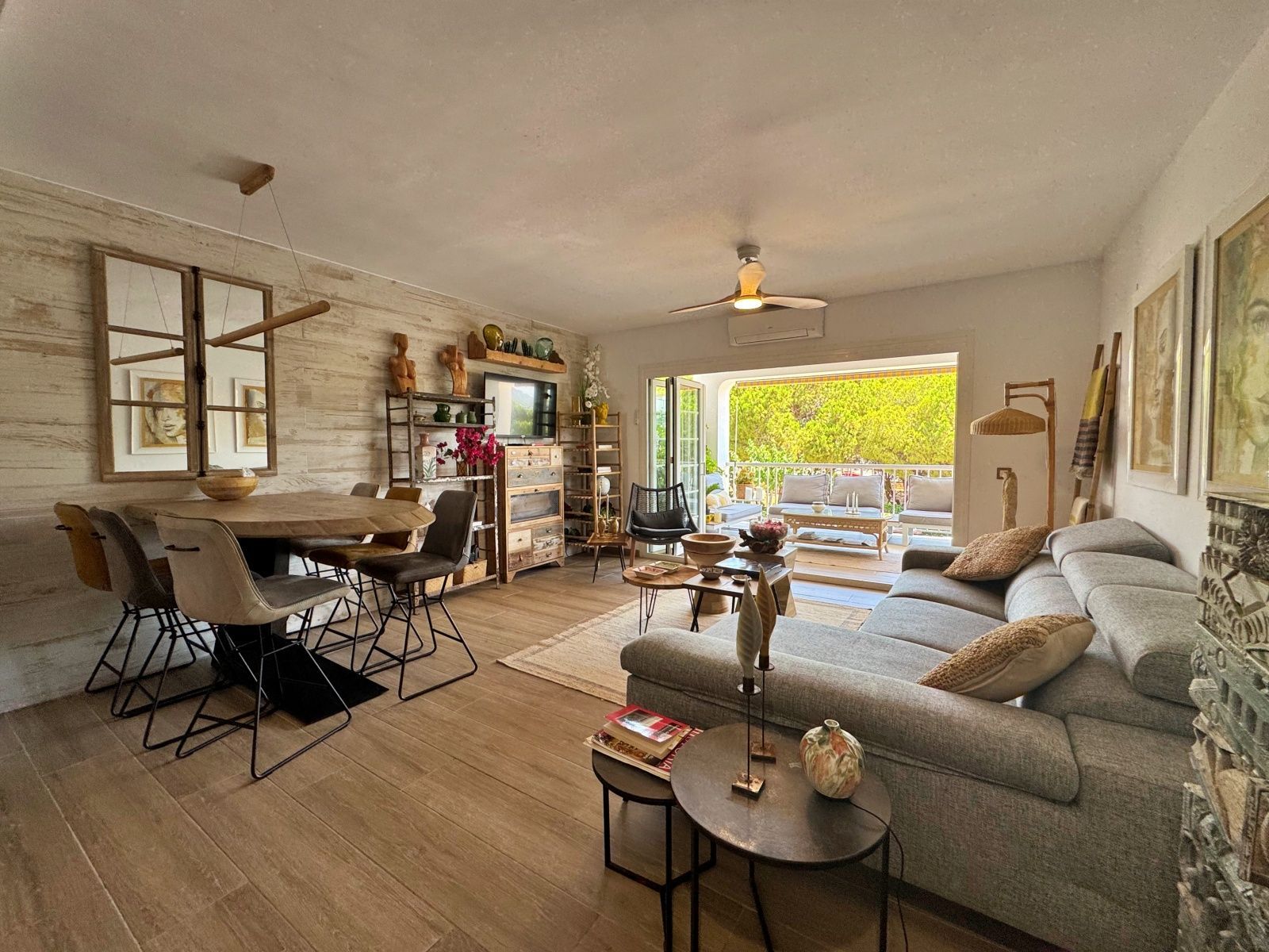 Sala d'estar de Apartament de lloguer en Moraira amb Aire condicionat, Calefacció i Terrassa