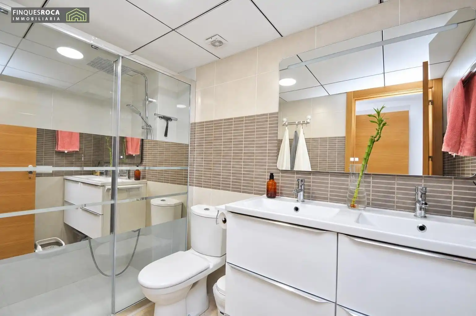 Bathroom of Flat for sale in Nord 