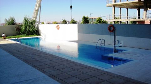 Foto 2 de Piso de alquiler en Poniente-Norte - Miralbaida - Parque Azahara, Córdoba Capital