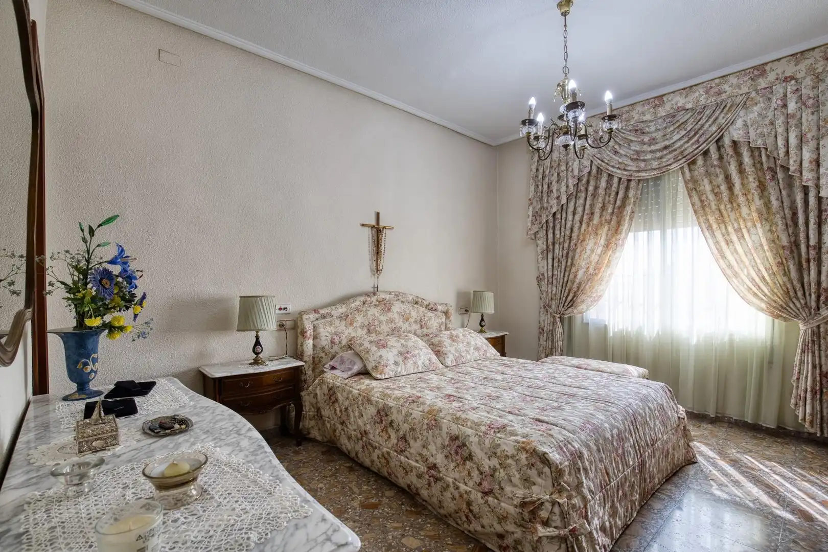 Dormitori de Casa o xalet en venda en Orihuela amb Aire condicionat, Calefacció i Jardí privat