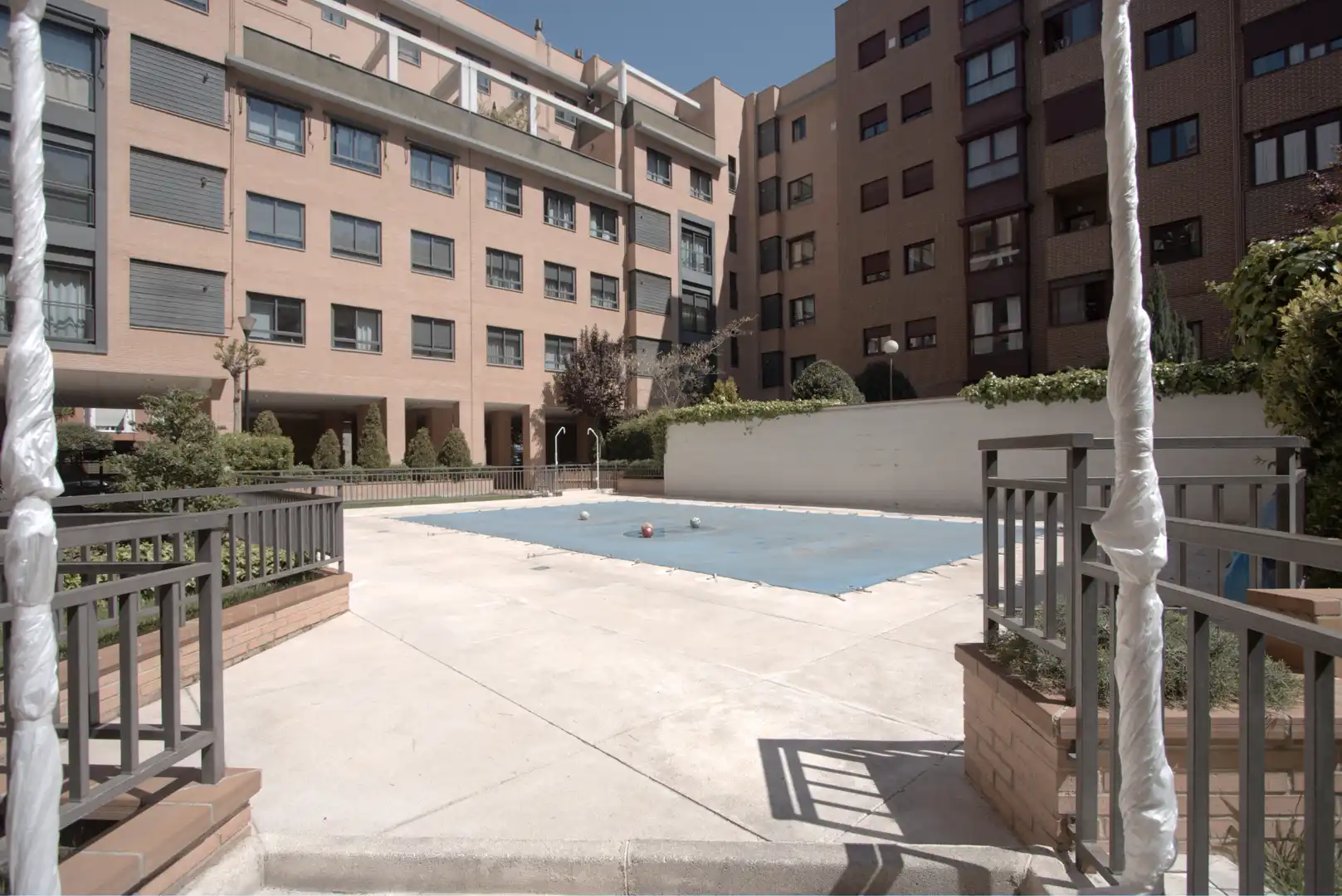 Swimming pool of Flat for rent in Madrid  with Air Conditioner, Private garden and Storage room