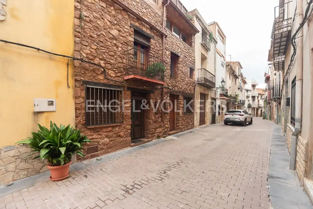 Vista exterior de Casa o xalet en venda en Cabanes amb Calefacció, Terrassa i Balcó
