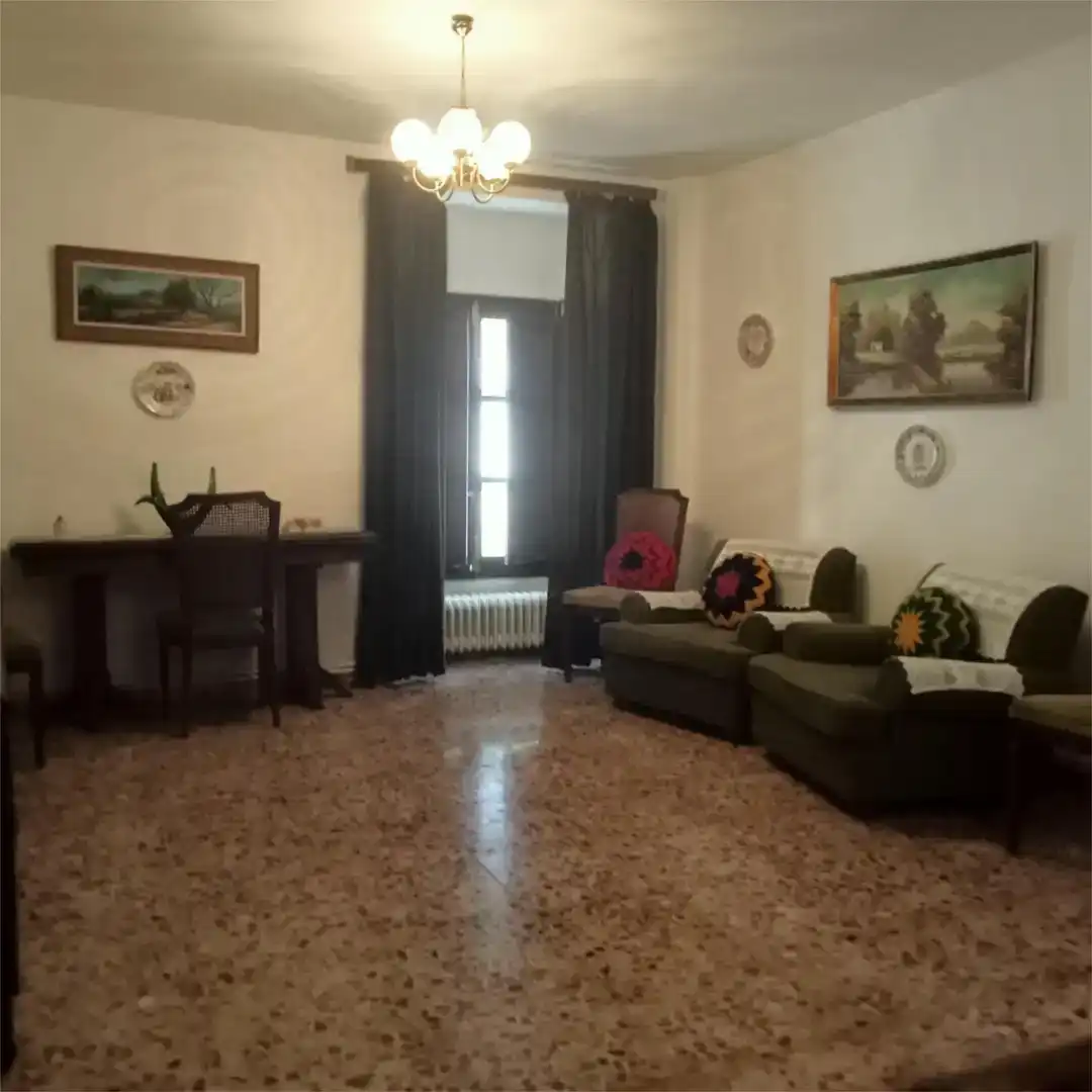 Sala d'estar de Casa o xalet en venda en Priego de Córdoba amb Piscina