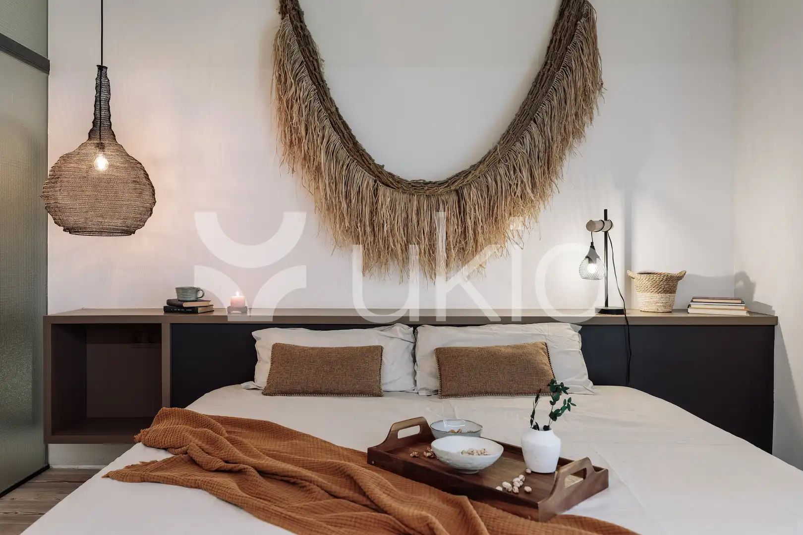 Dormitori de Apartament de lloguer en Barcelona amb Aire condicionat, Terrassa i Moblat