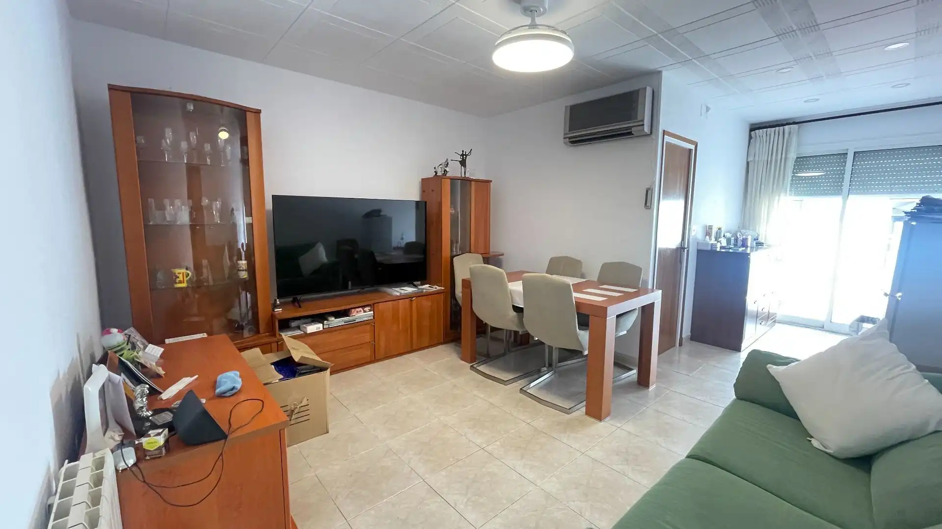 Living room of Houses for sale in Terrassa  with Air Conditioner, Heating and Private garden
