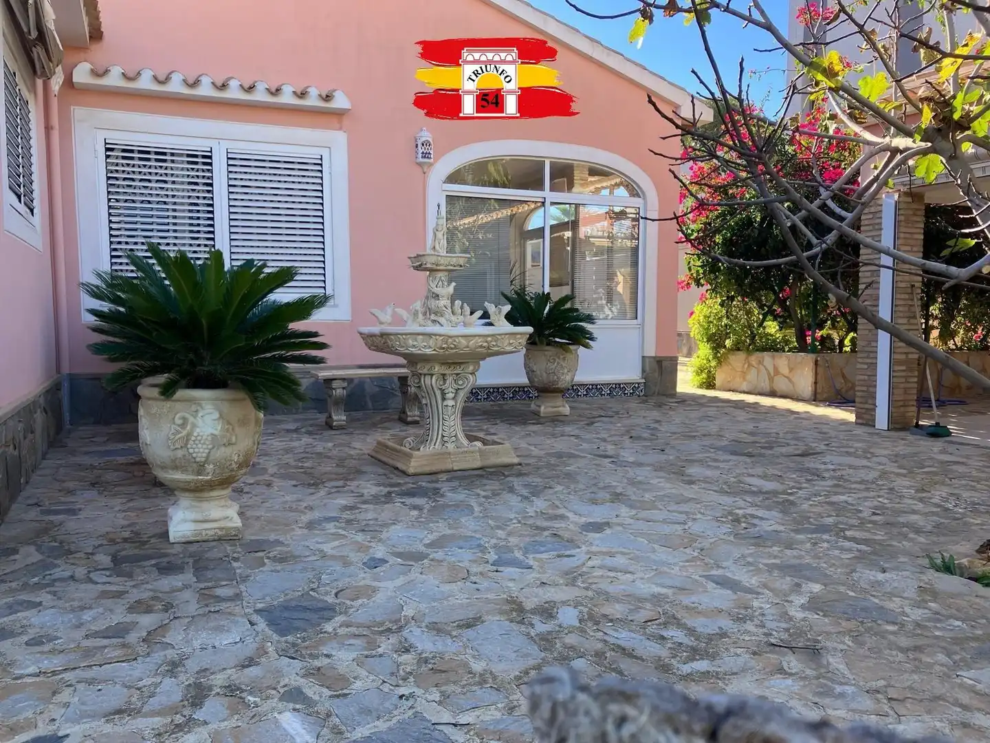 Jardí de Casa o xalet en venda en Orihuela amb Aire condicionat, Calefacció i Jardí privat