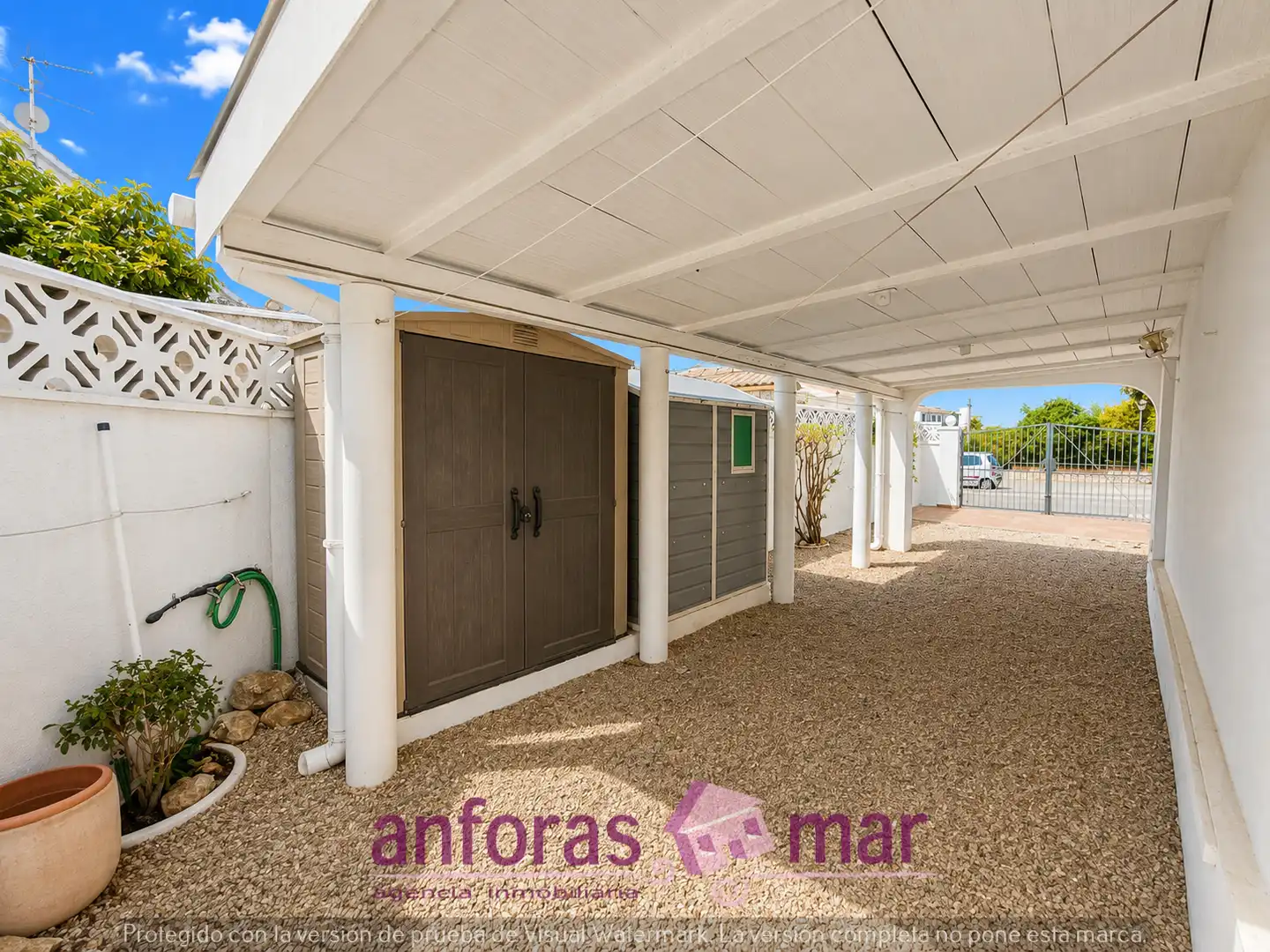 Außenansicht von Haus oder Chalet zum Verkauf in Torredembarra mit Klimaanlage, Heizung und Privatgarten