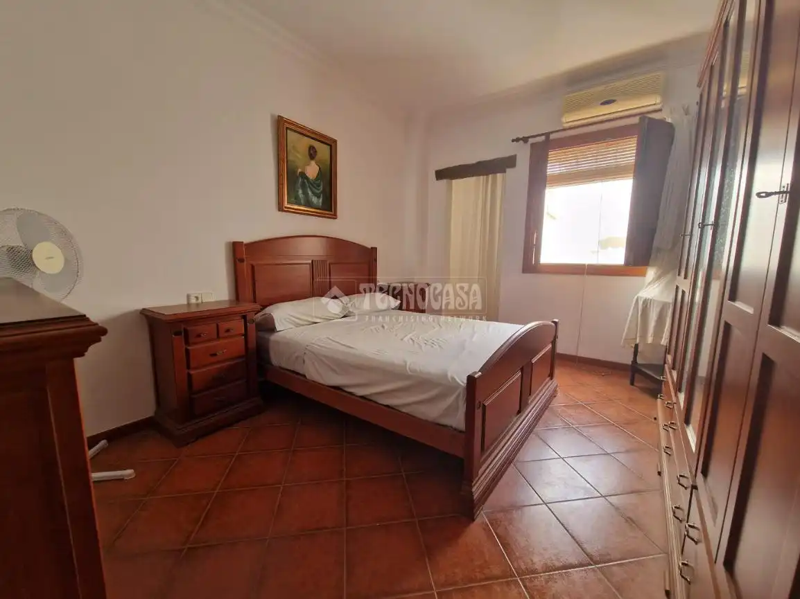 Habitación de Casa adosada en venta en Osuna con Aire acondicionado y Terraza