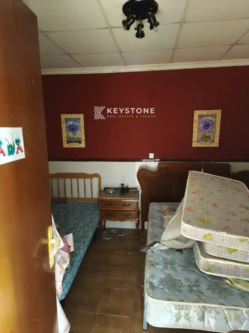 Dormitori de Casa o xalet en venda en Algueña amb Aire condicionat i Calefacció