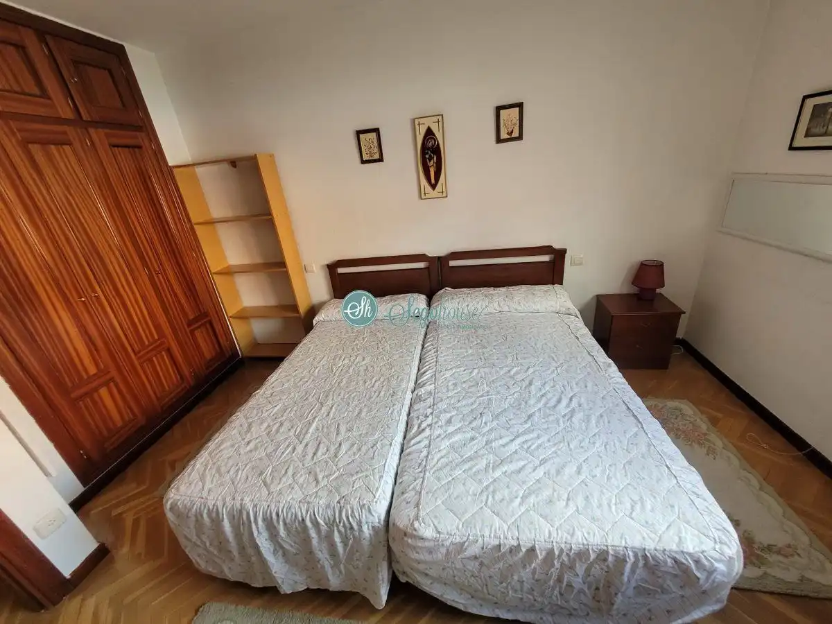 Bedroom of Apartments for sale in Segovia  with Heating, Parquet flooring and Terrace