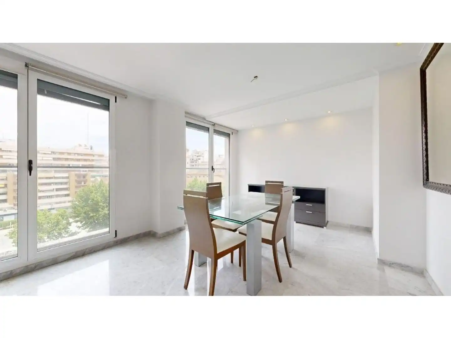Dúplex con terraza en venta en Extramurs, imagen 3