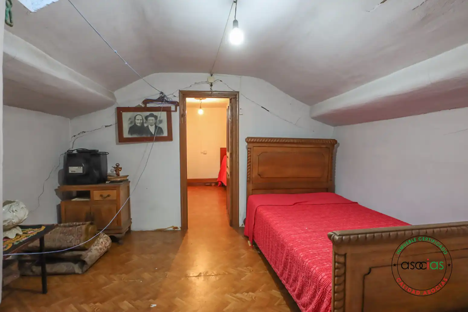 Habitación de Casa o chalet en venta en Langreo con Calefacción, Trastero y Amueblado