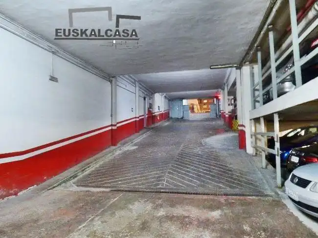 Aparcament de Garatge en venda en Bilbao 