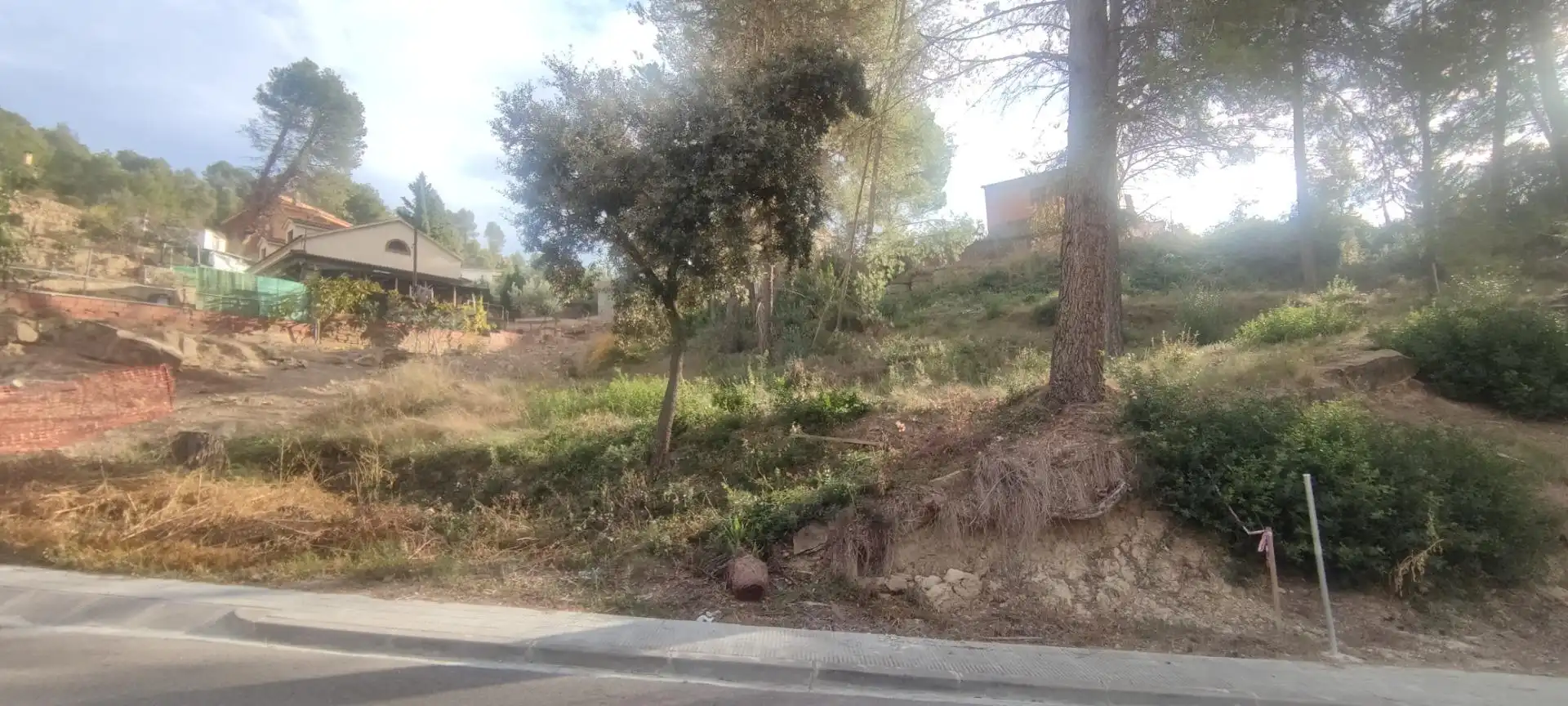 Wohnbaugrundstück zum Verkauf in Castellgalí