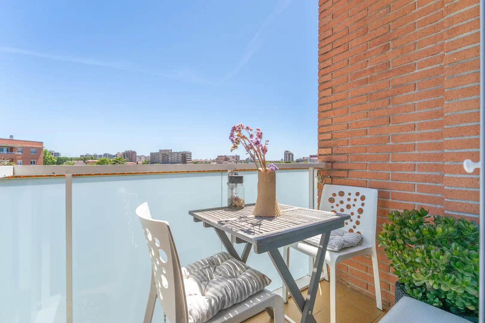 Terrace of Flat for sale in Reus