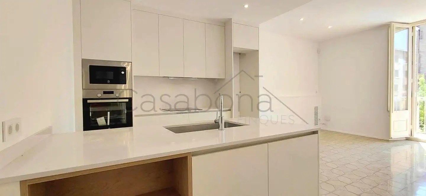 Cocina de Piso en venta en Centelles con Calefacción, Terraza y Balcón