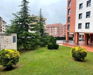 Vista exterior de Pis en venda en Gijón  amb Calefacció, Parquet i Traster