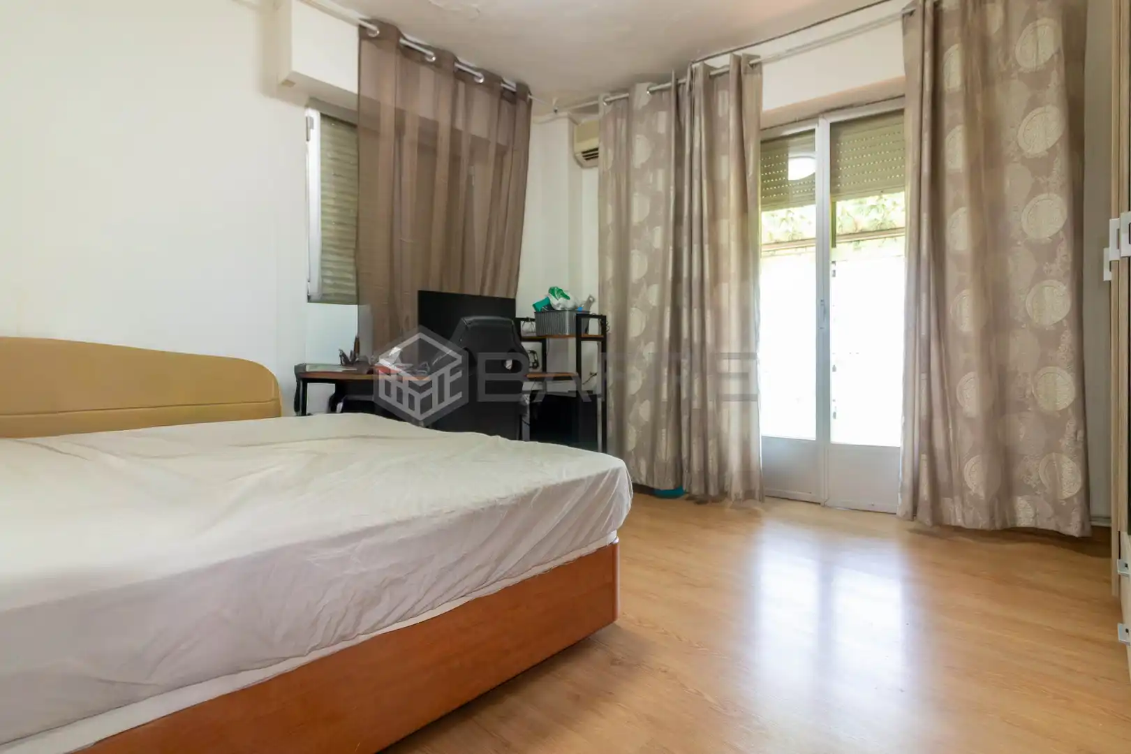 Bedroom of Flat for sale in Madrid  with Heating, Parquet flooring and Terrace