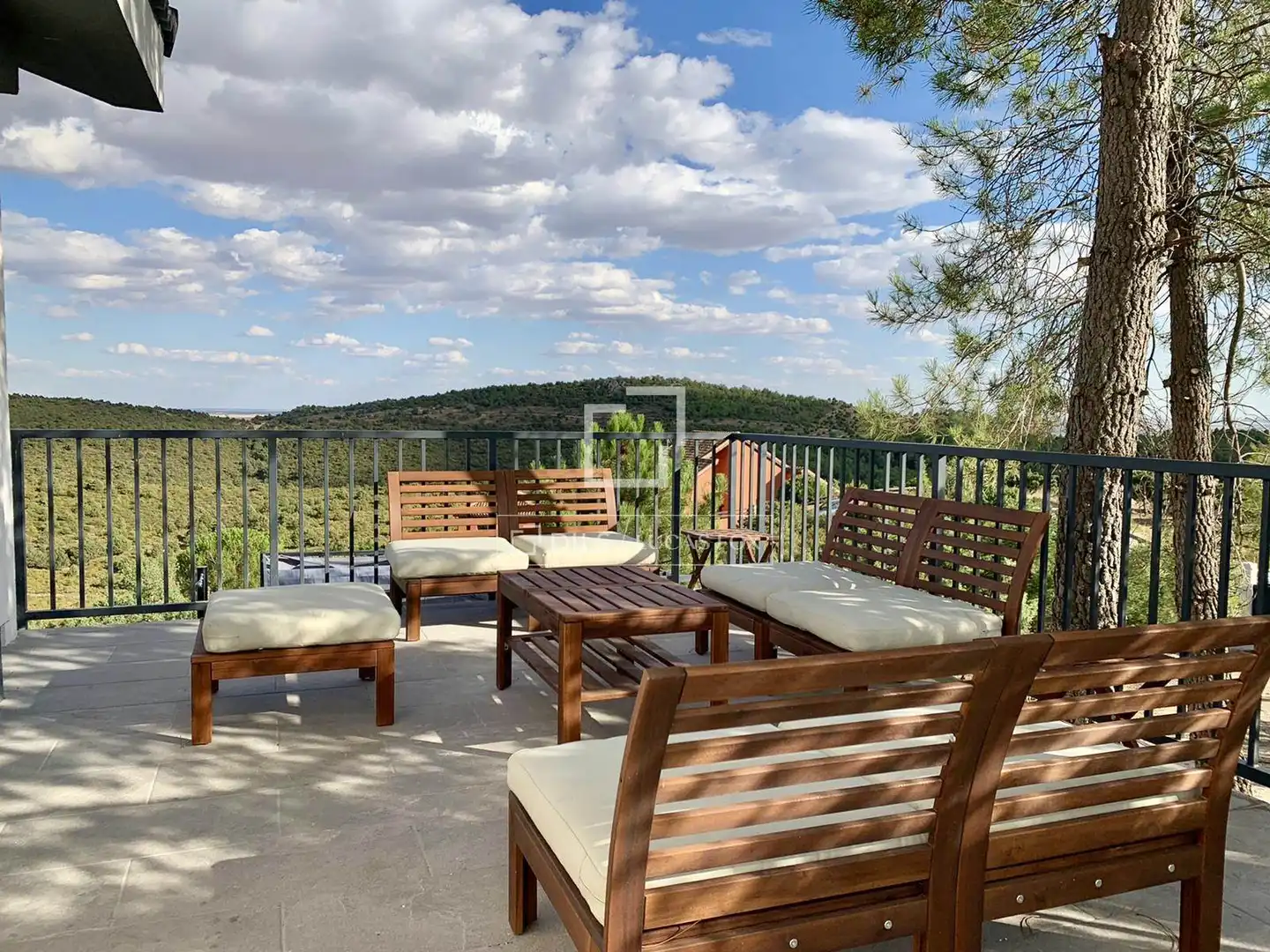 Terrassa de Casa o xalet en venda en Torremocha de Jarama amb Calefacció, Jardí privat i Terrassa