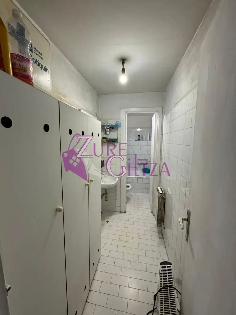 Baño de Finca rústica en venta en Mañaria con Calefacción y Amueblado