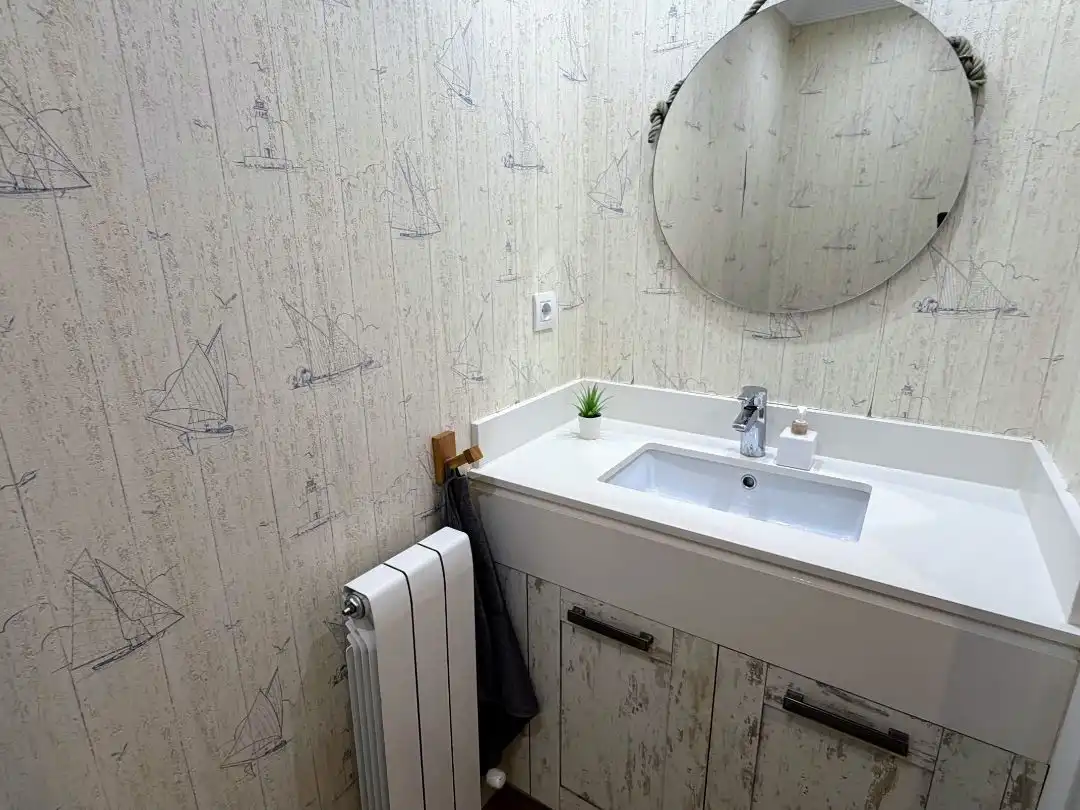 Bathroom of Houses for sale in Bilbao   with Terrace and Balcony