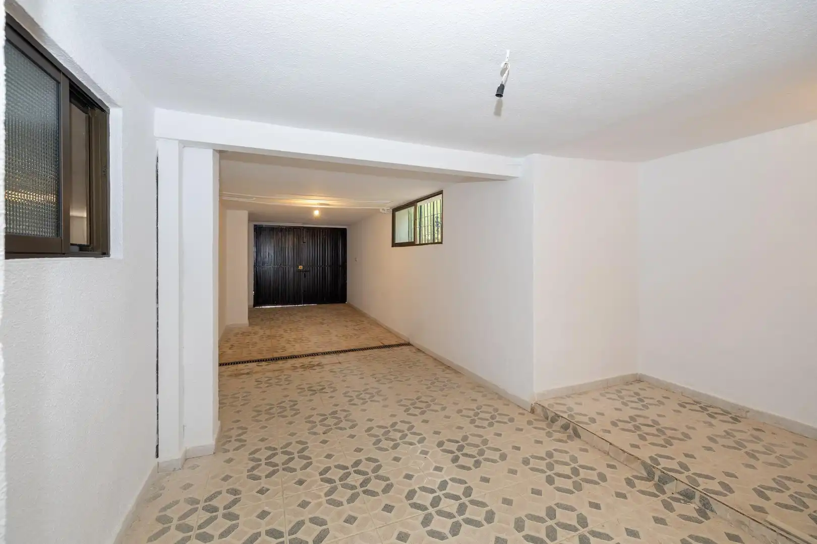 Villa mit Pool zum Verkauf in Calle Lindaraja, imagen 47