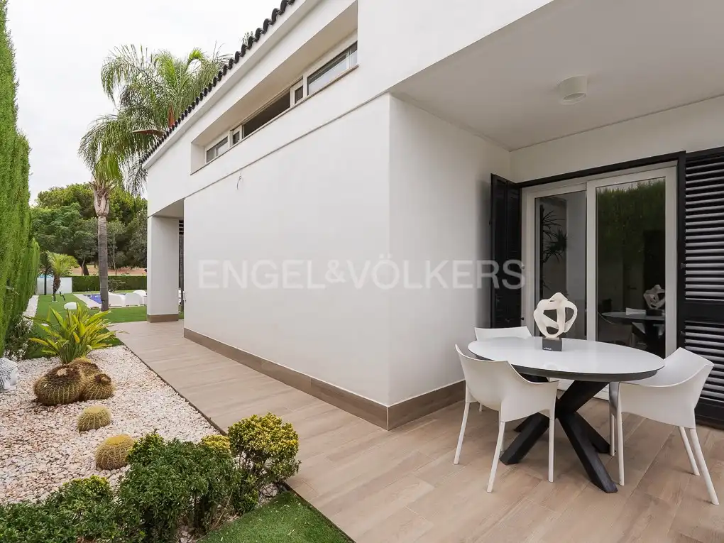 Terrace of Houses for rent in Bétera  with Air Conditioner, Heating and Private garden