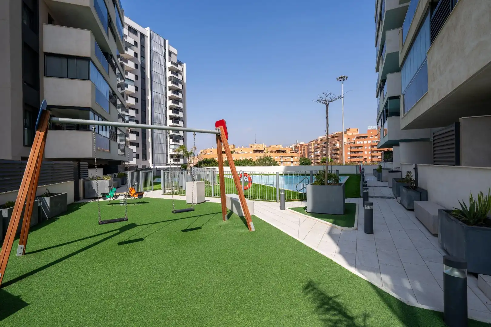 Terrassa de Pis en venda en Almería amb Aire condicionat, Jardí privat i Terrassa