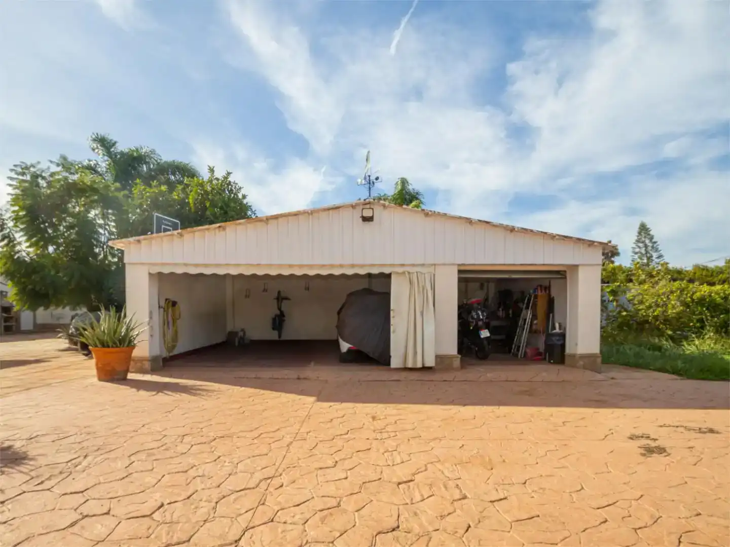 Vista exterior de Casa o chalet en venta en Carmona, Sevilla