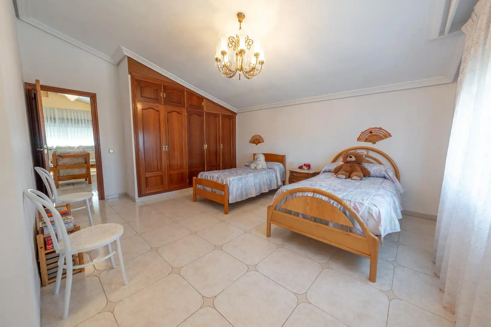 Dormitori de Finca rústica en venda en Carranque amb Aire condicionat, Calefacció i Jardí privat