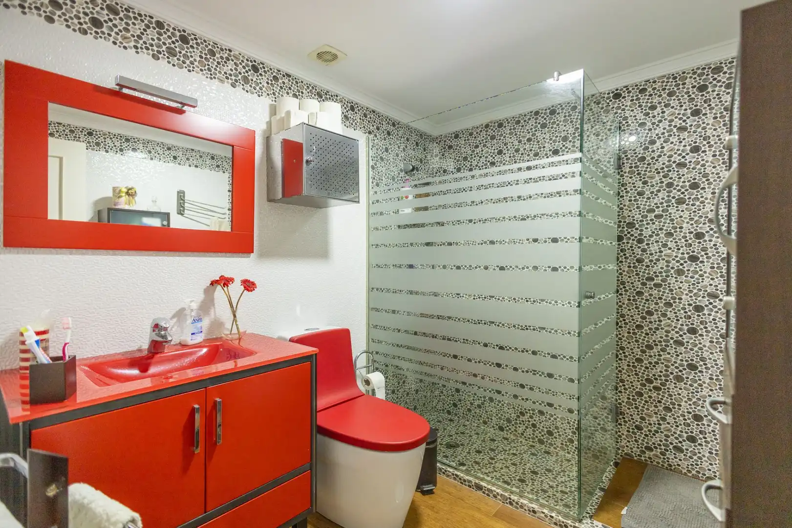 Baño de Casa o chalet en venta en Melilla con Aire acondicionado, Calefacción y Jardín privado