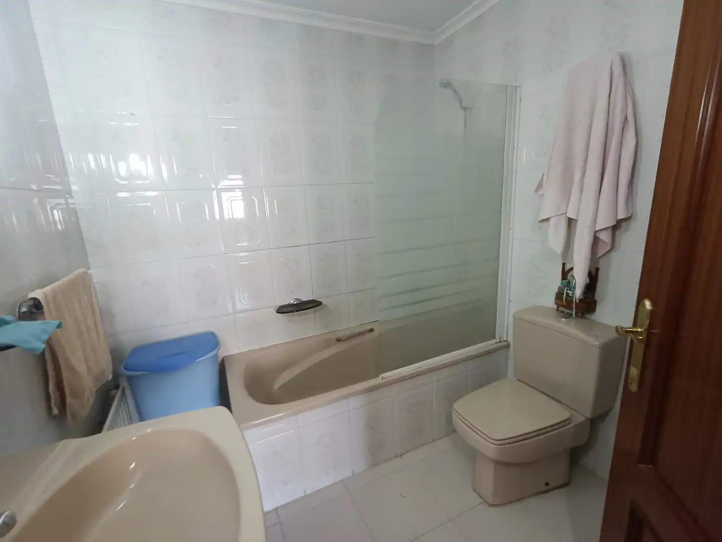 Bathroom of Detached homes for sale in Ciudad Real  with Air Conditioner, Heating and Swimming Pool