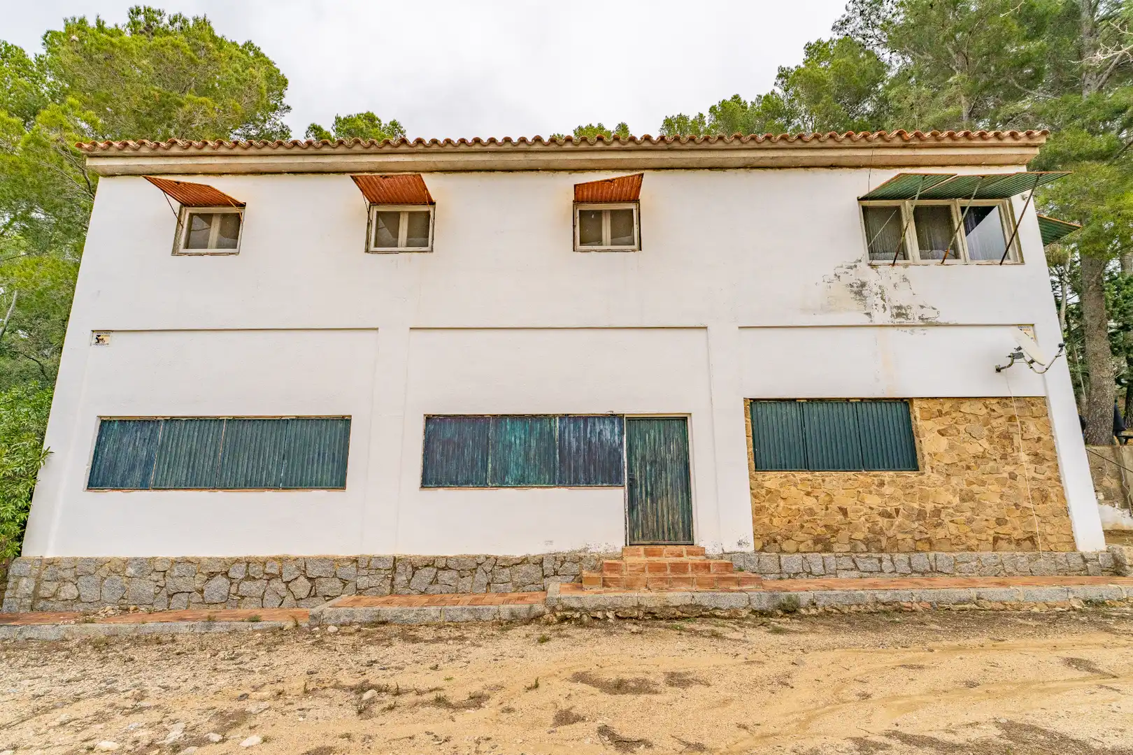 Vista exterior de Finca rústica en venda en Les Borges del Camp amb Jardí privat, Terrassa i Traster