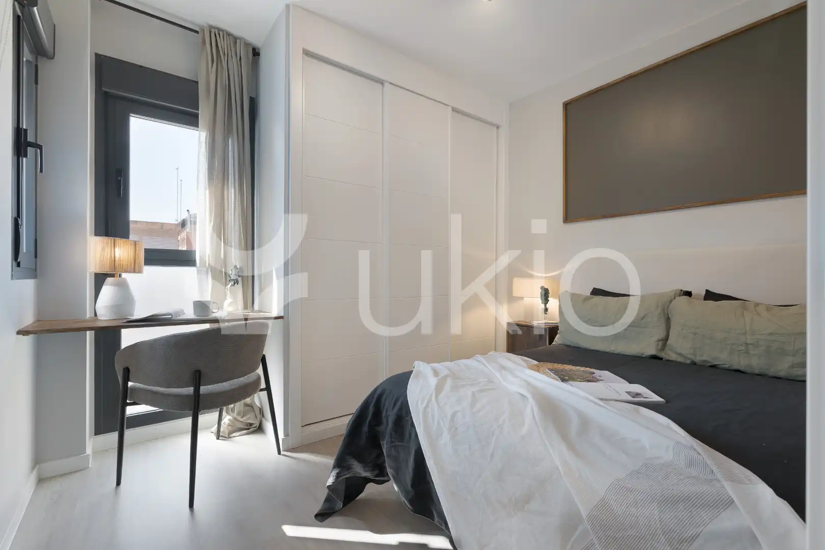 Schlafzimmer von Wohnungen zur Miete in Madrid mit Klimaanlage, Heizung und Terrasse