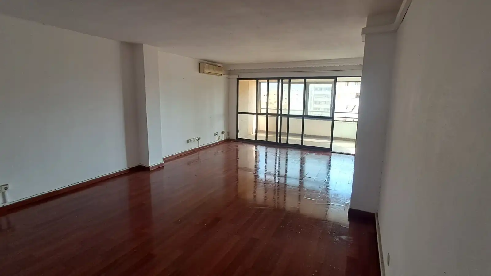 Sala d'estar de Pis en venda en Málaga