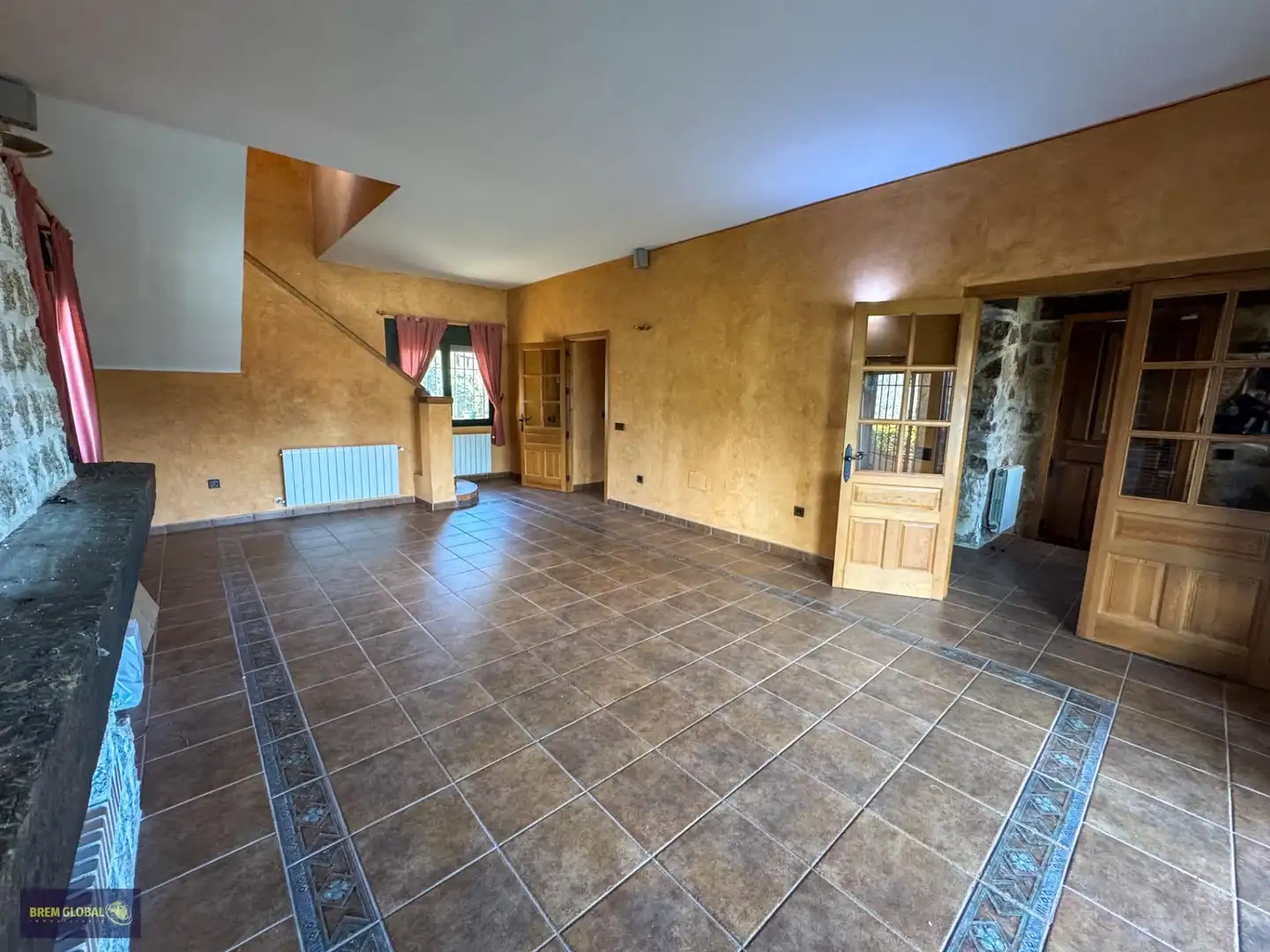 Houses for sale in Navalafuente  with Heating, Private garden and Storage room