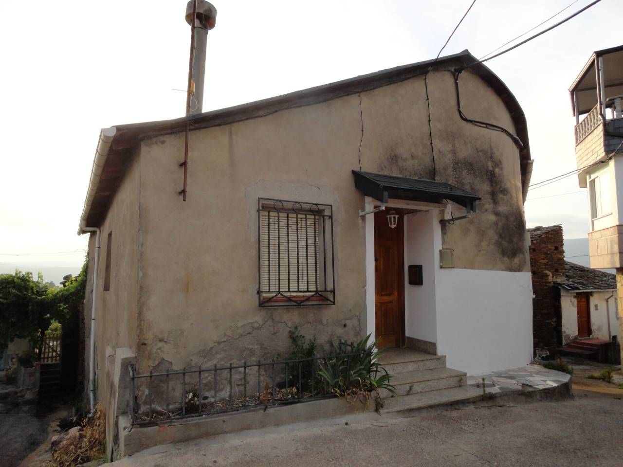 Exterior view of Country house for sale in Petín