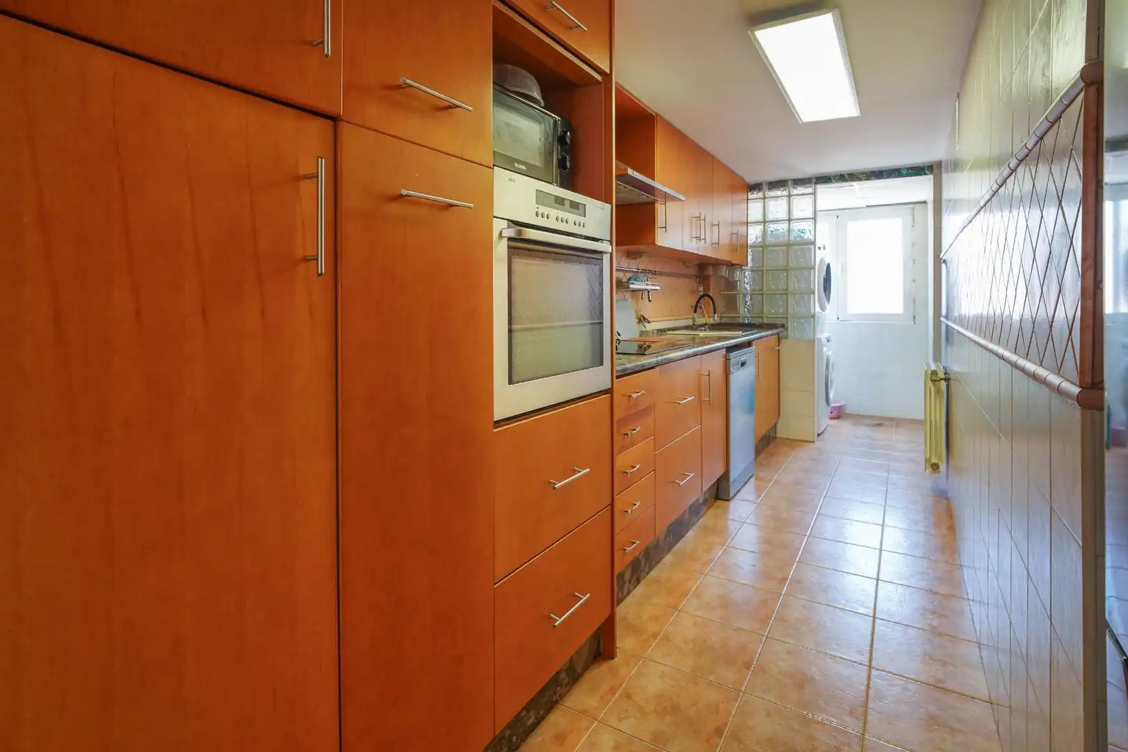 Cocina de Piso de alquiler en Valencia con Aire acondicionado, Calefacción y Terraza