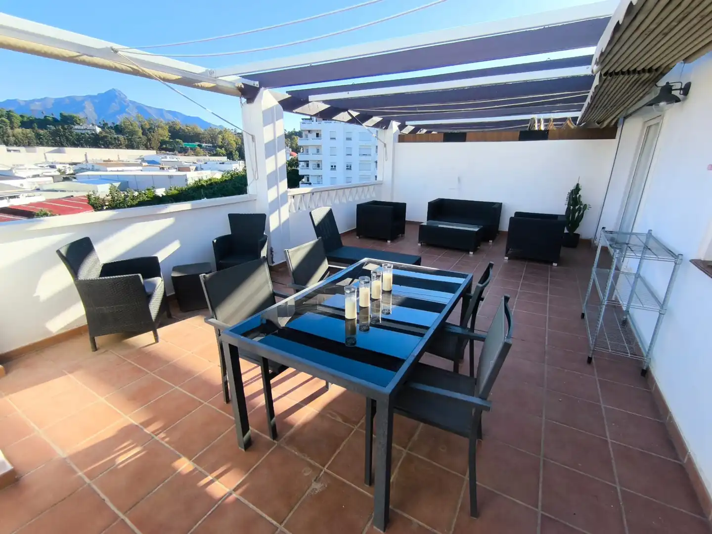 Penthouse with pool for sale in Nueva Andalucía, imagen 5