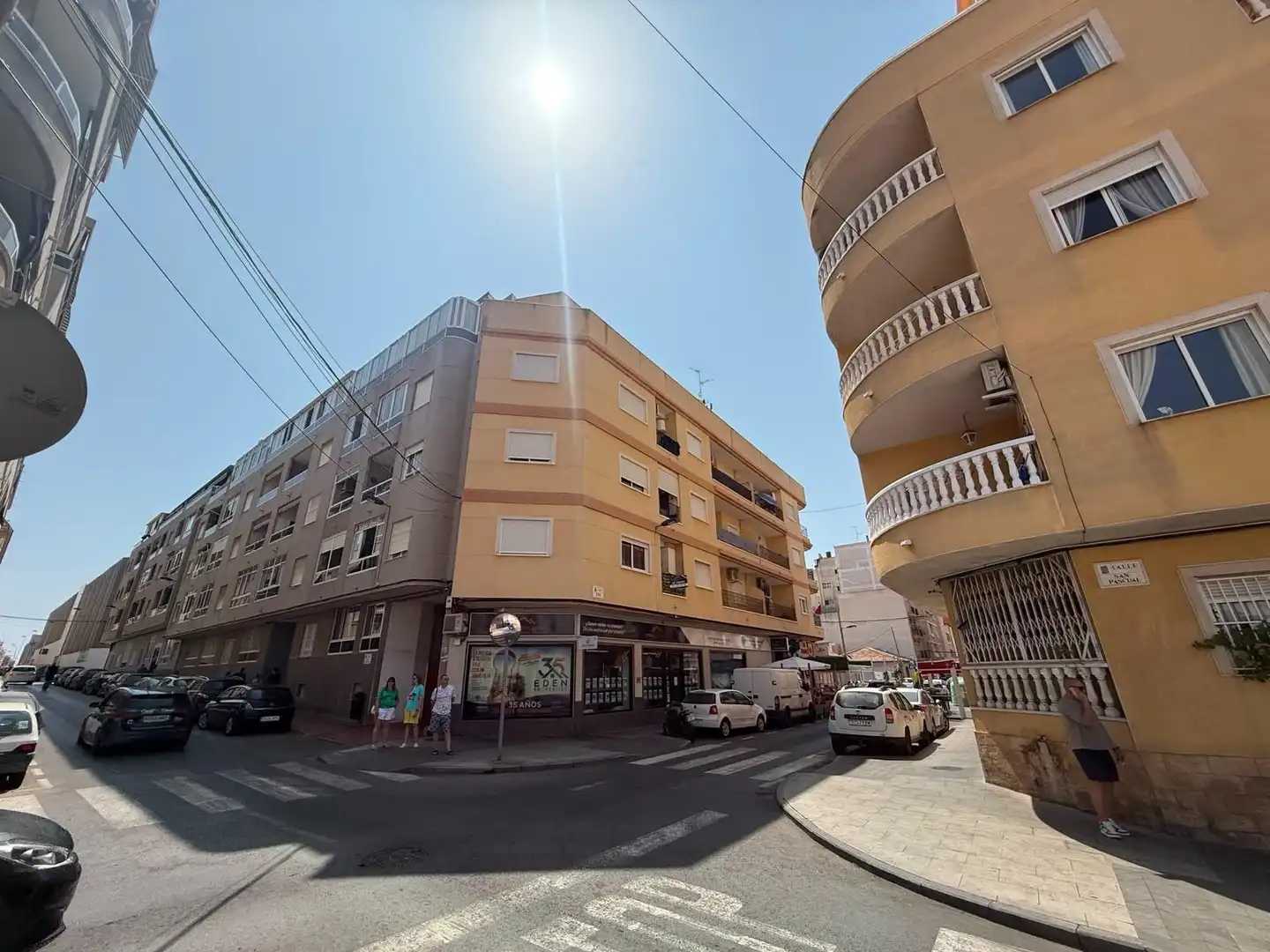 Vista exterior de Apartament en venda en Torrevieja amb Terrassa, Moblat i Balcó