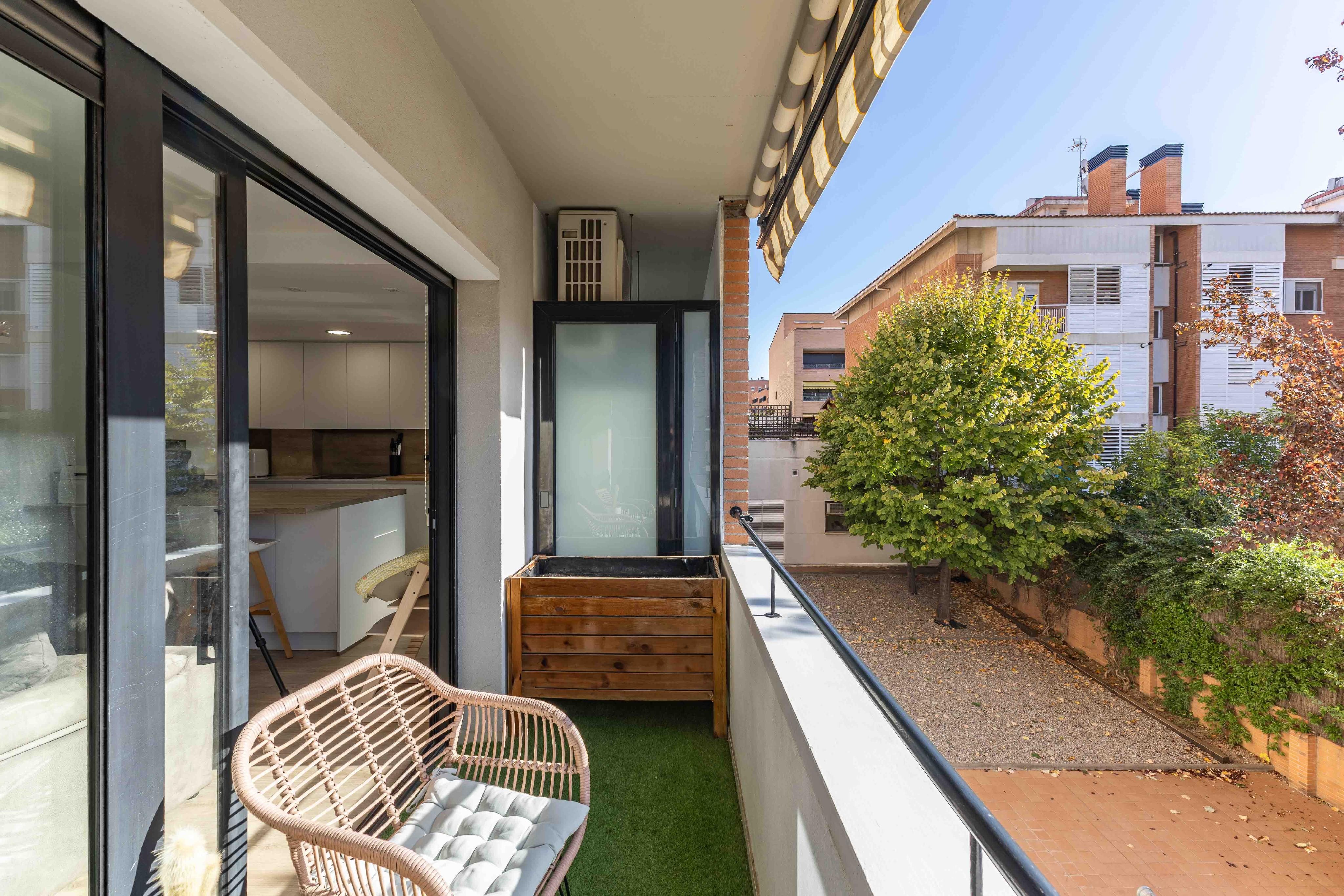 Terrassa de Apartament en venda en Sant Feliu de Llobregat amb Aire condicionat, Calefacció i Balcó